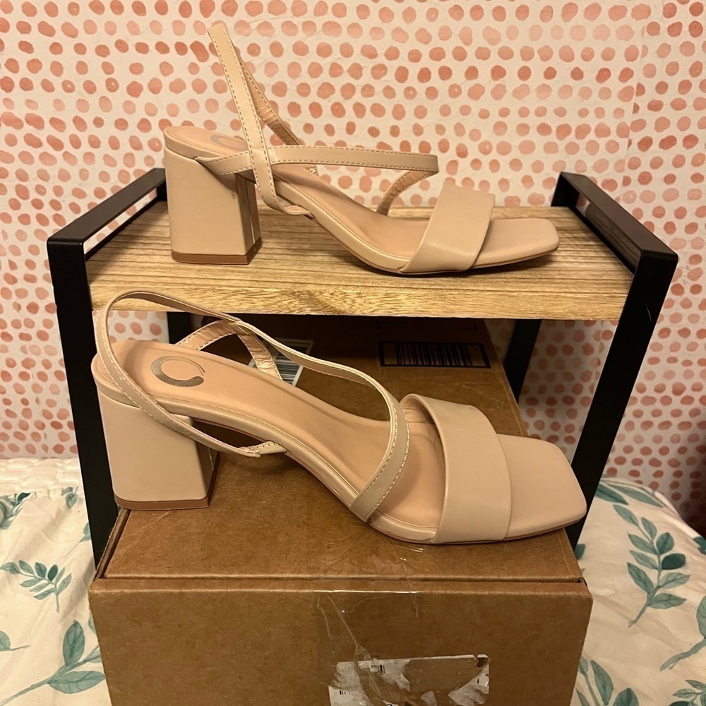 Journee Collection Womens Lirryc Heels - Picture 4 of 6